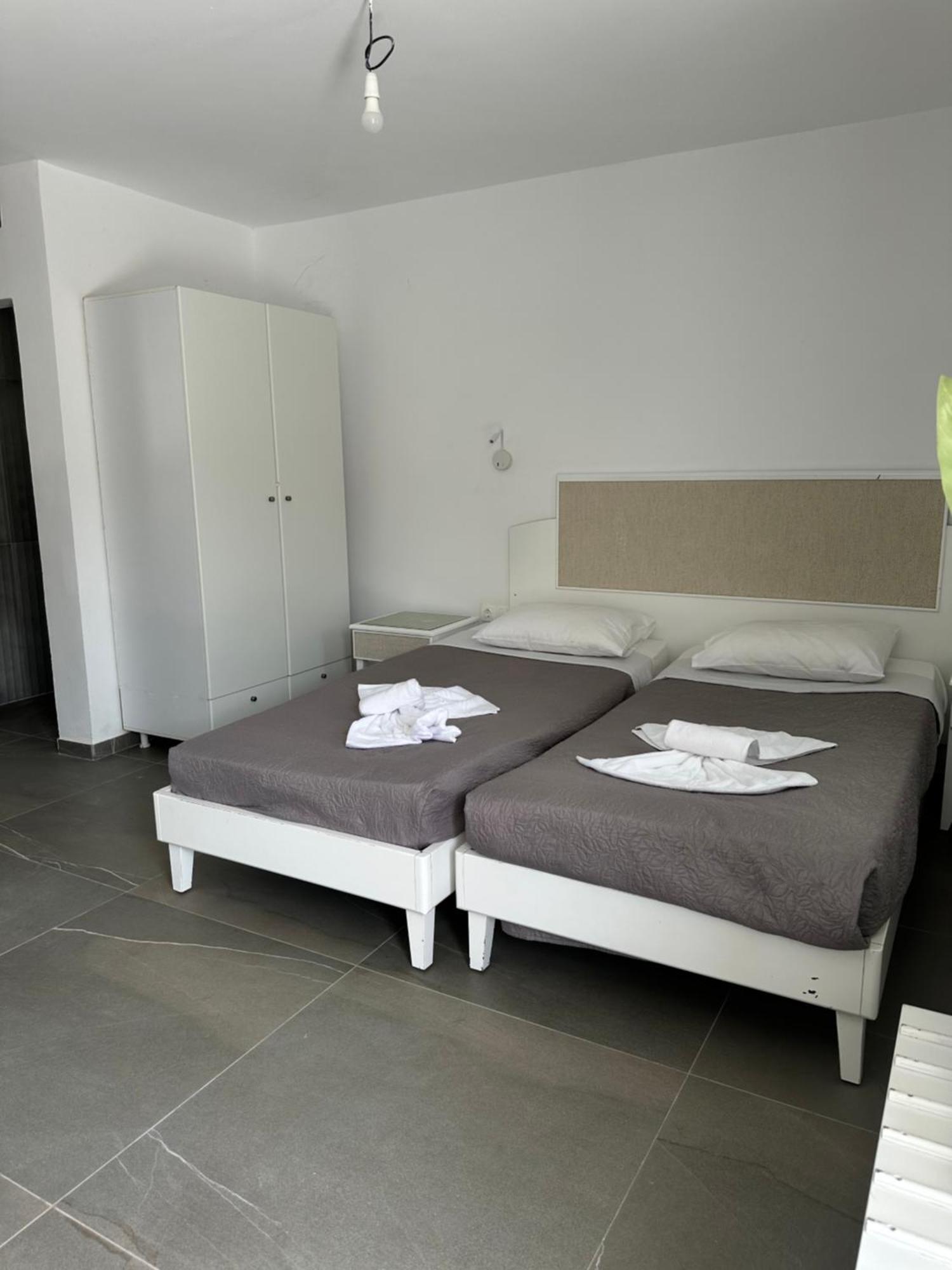 Ene'S Mykonos Appartement Klouvas Buitenkant foto