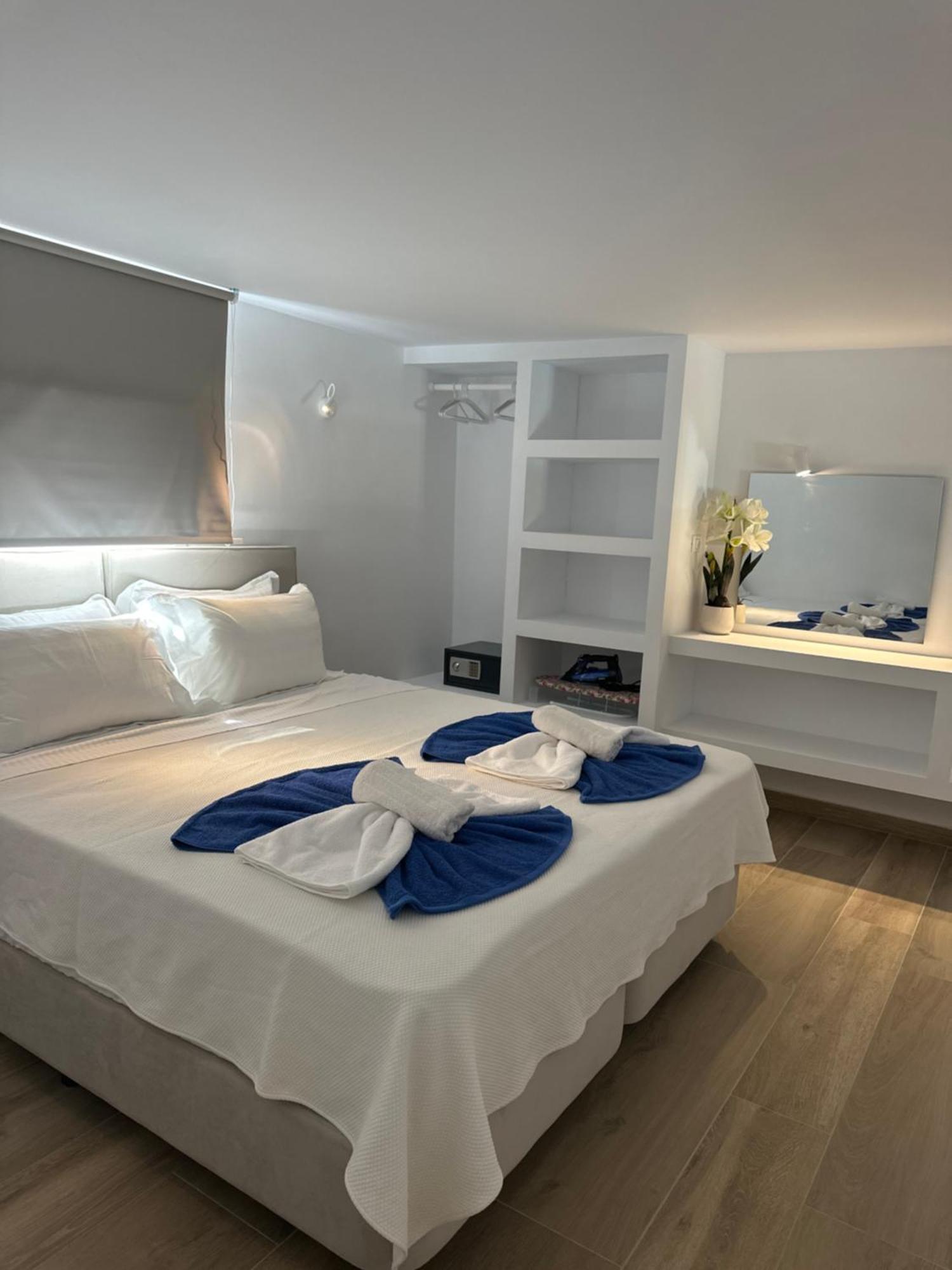 Ene'S Mykonos Appartement Klouvas Buitenkant foto